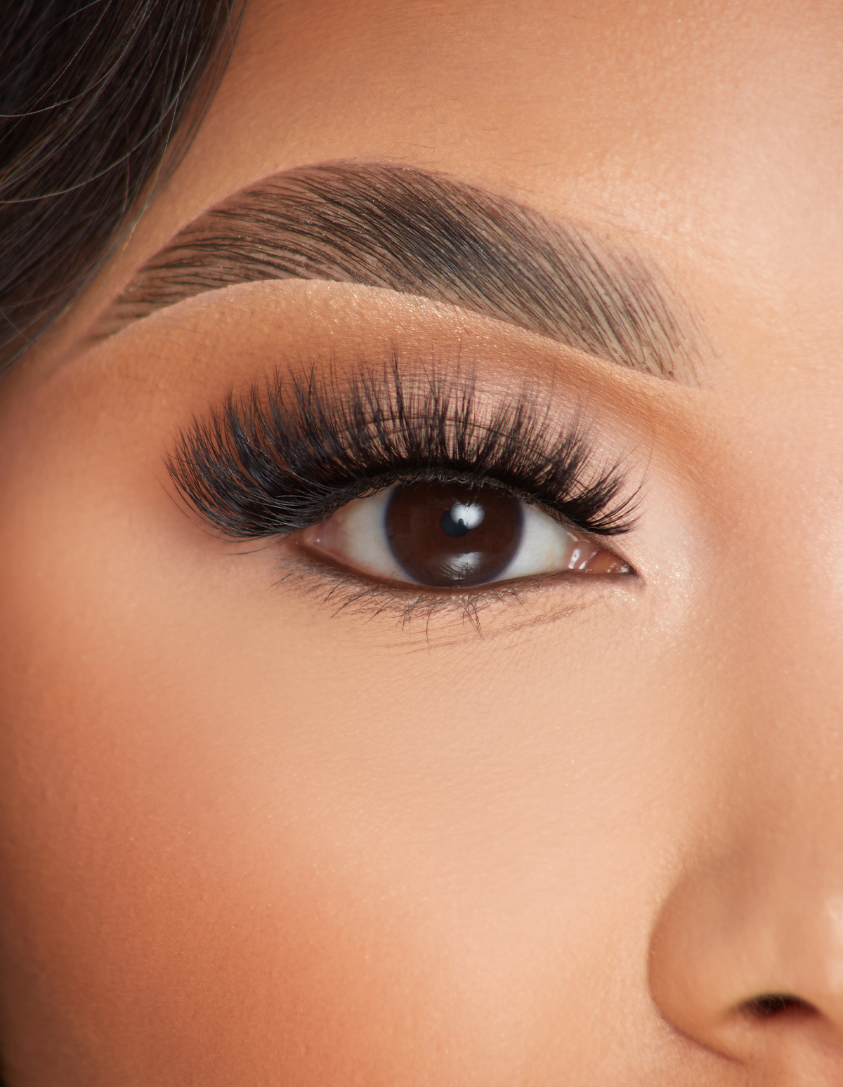 Dramatic False Eyelashes for Night Out | P.Louise Lashed In Love