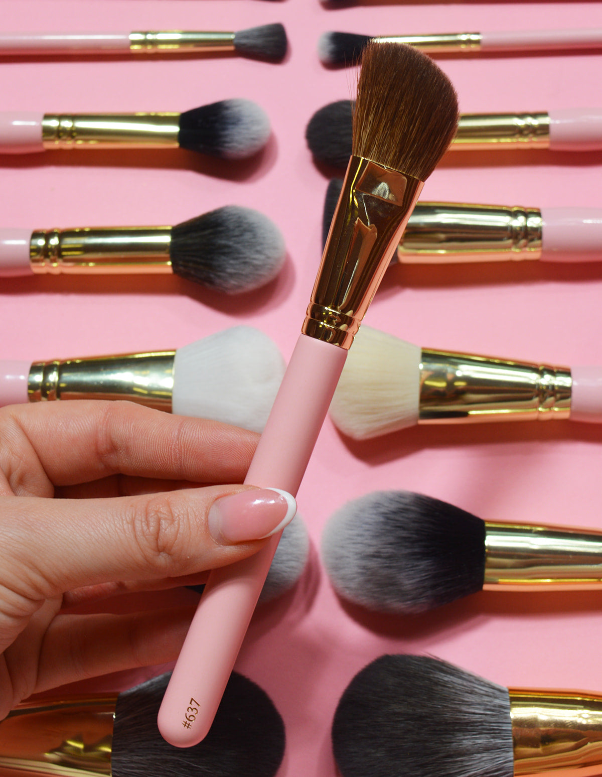 Angled Face Brush for Contouring & Blending | P.Louise #637