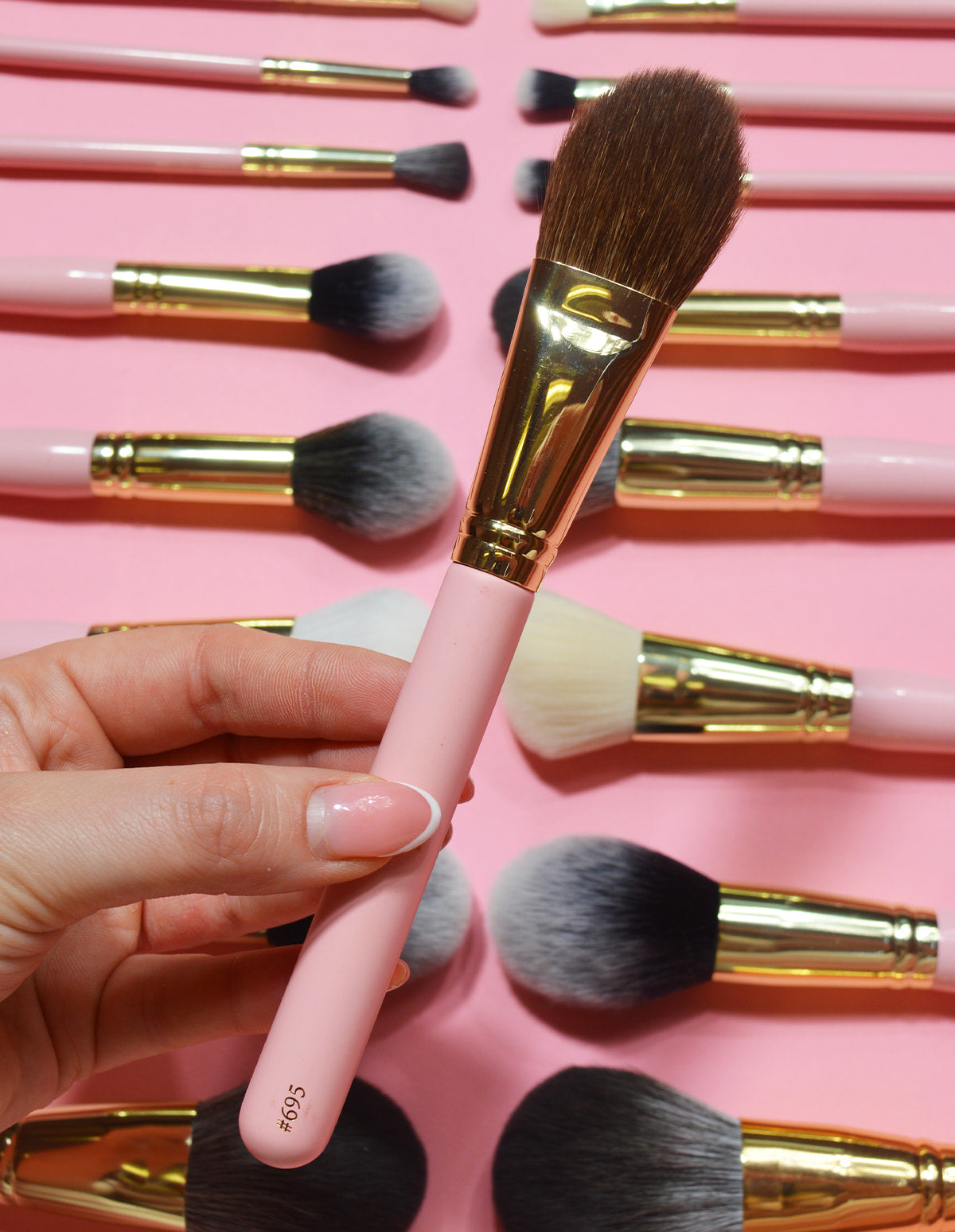 P.Louise Makeup Brush #695 for Eyeshadow & Blending | Professional